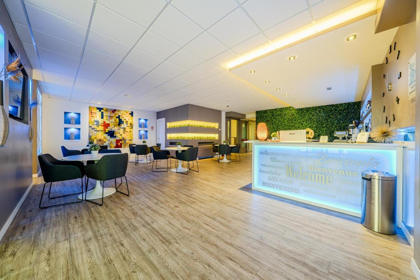 Confidence Hotel San Silvestro San Prospero エクステリア 写真